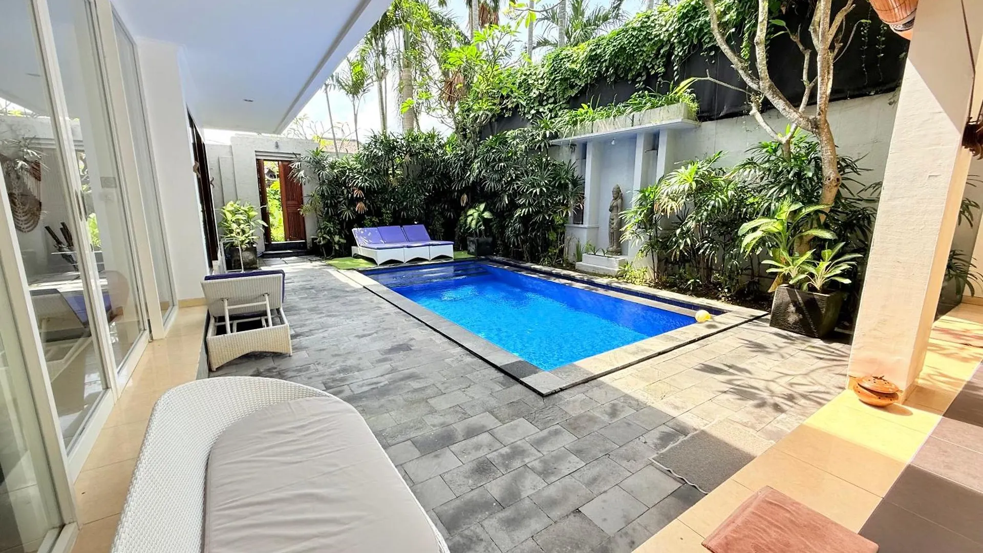 Villa Penelopy Seminyak  Indonesia